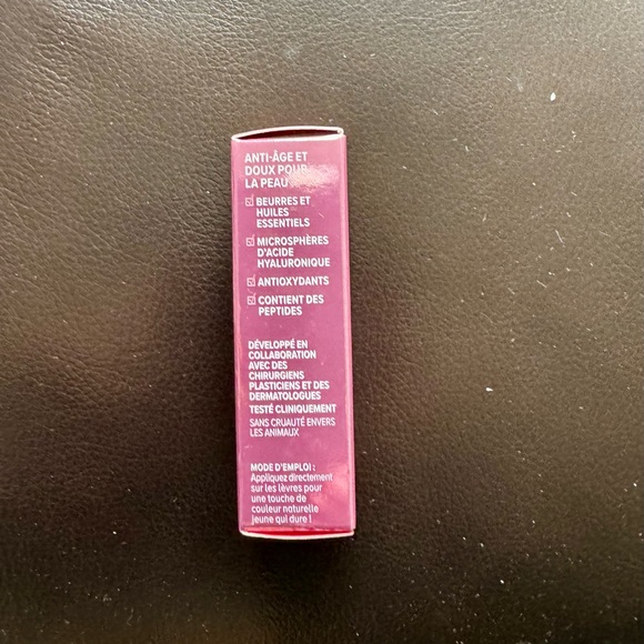 It Cosmetics Je Ne Sais Quoi lip color - Picture 2 of 3